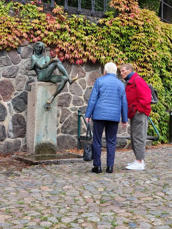 Inge und Gerlinde versuchen es auch mit dem Glück
